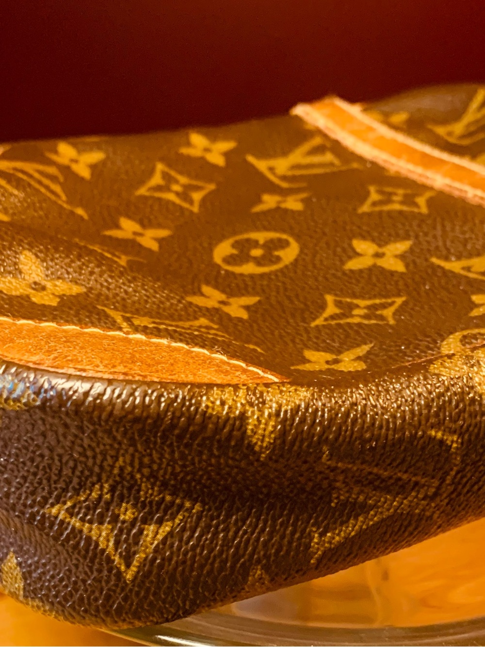 Louis Vuitton Authentic Danube Vintage Shoulder / Cross Body canvas Monogram bag - Picture 6 of 13